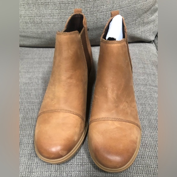 NIB New SOREL EVIE II Chelsea Boots  Size 12 - Picture 3 of 7